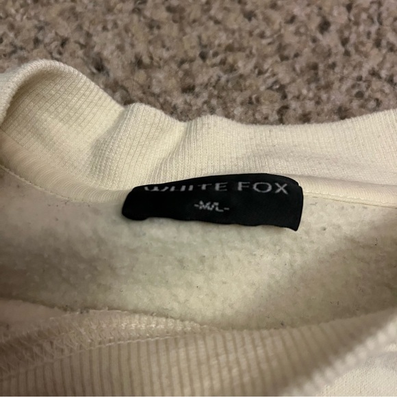 White Fox Yellow Crewneck Sweatshirt - Picture 2 of 3